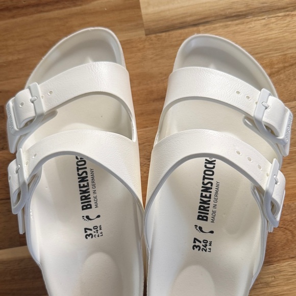 Birkenstock Classic White Slides - Picture 8 of 9